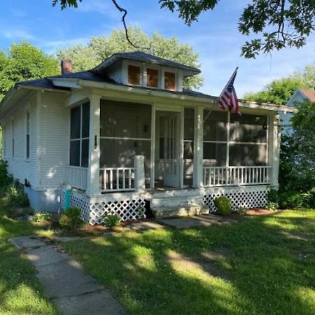 Lovely 2 Bedroom Cottage Just Off Orange Lake! Нюбърг Екстериор снимка